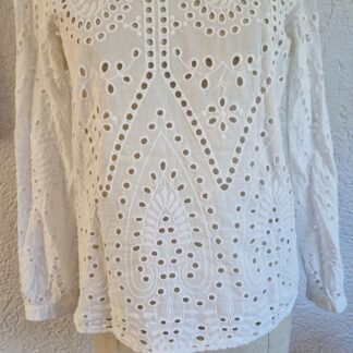 M - Only blousje broderie wit (0725wyt)