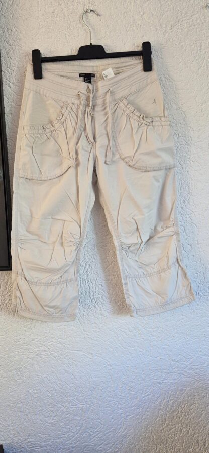 36 - H&M sport capri zand (0725wyt)