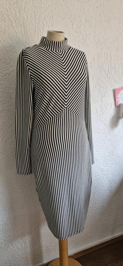 S - H&M jurk zwart wit strepen nieuw (0725may)