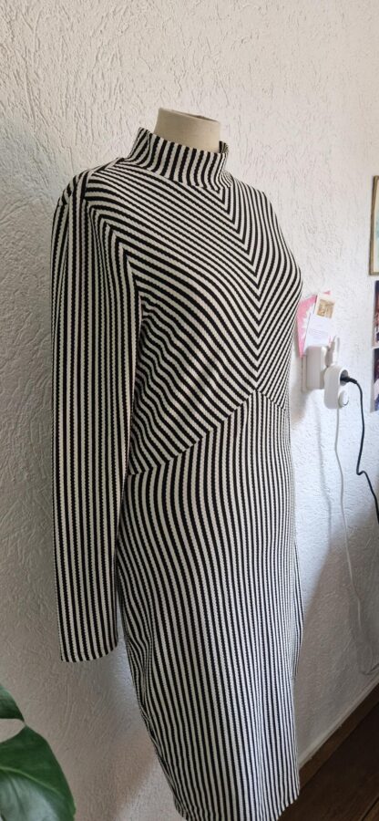 S - H&M jurk zwart wit strepen nieuw (0725may) - Afbeelding 5