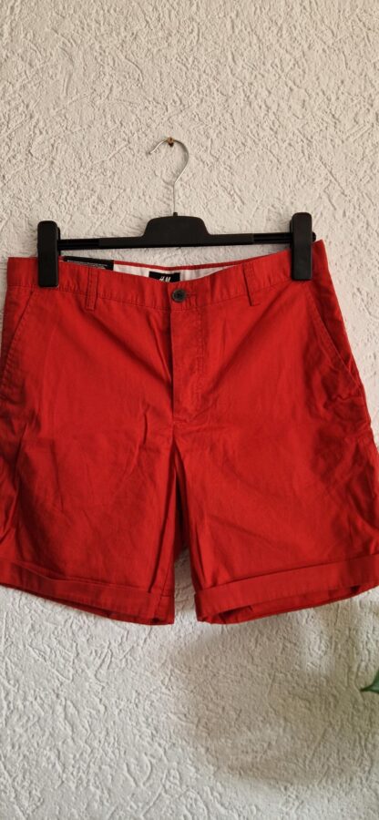48 - H&M slimfit short rood nieuw (0725bak)