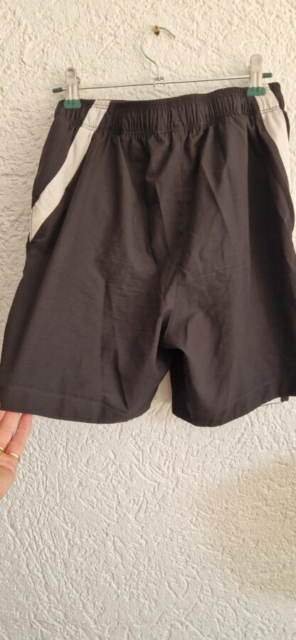 146 158 - Nike short zwart wit (0725bak) - Afbeelding 4
