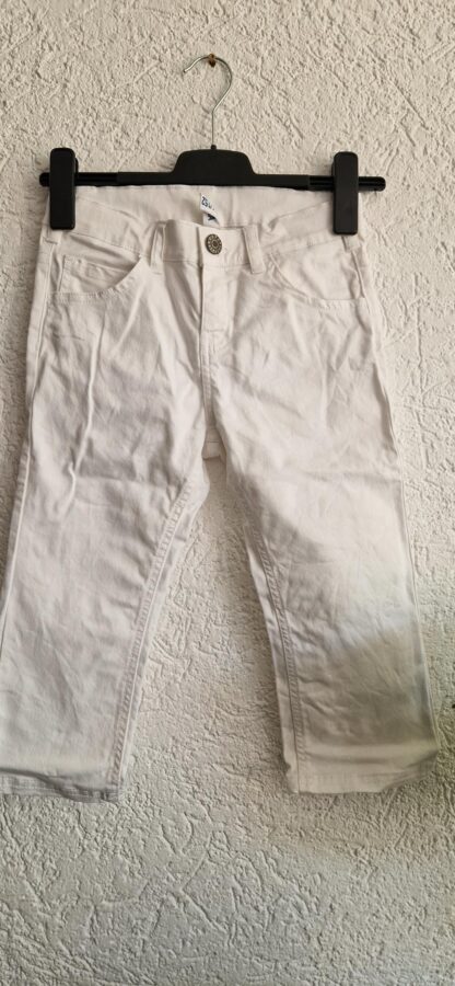 146 152 - Hema capri wit nieuw (0825bak)