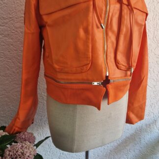L - Yimi vegan leren jasje oranje (0825ros)