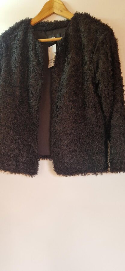 38 - H&M zwart wollig vest nieuw (0925may) - Afbeelding 4