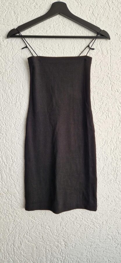 XS ipv M - Zara jurkje stretch zwart (1025did5)