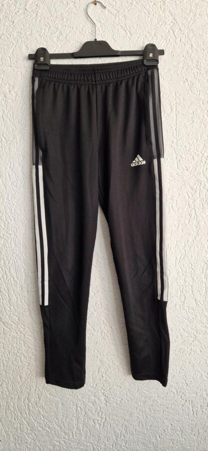 152 - Adidas trainingsbroek zwart (1025did5)