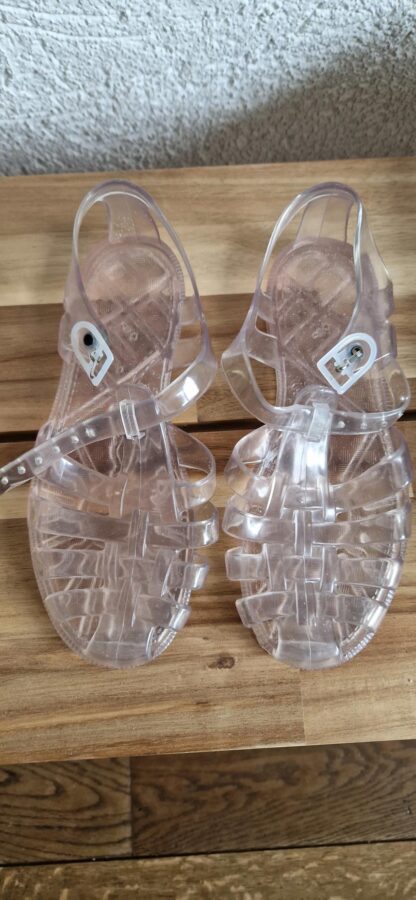31 - Waterschoenen transparant (1025jac)