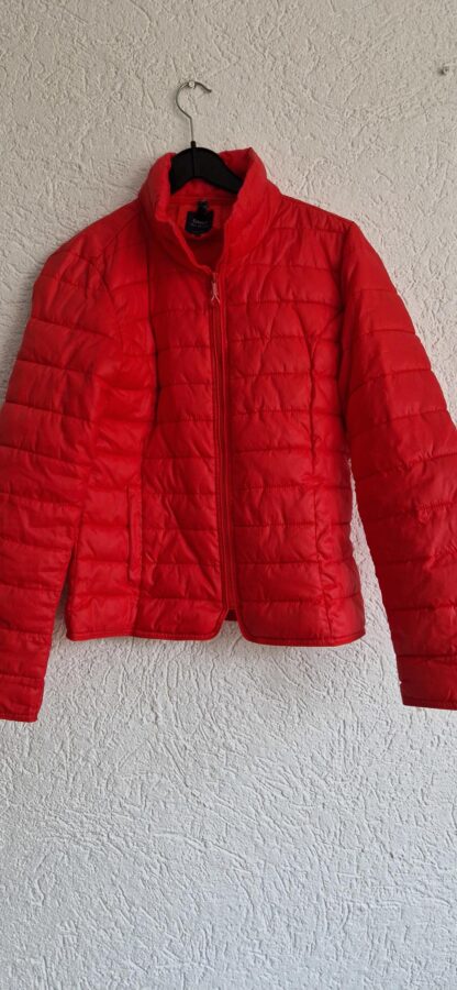 M - Only tussenjas gewatteerd rood (1025jac)