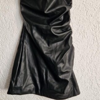 XS - Zara jurkje vegan leer zwart (1125did5)