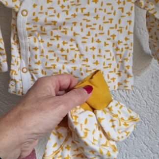 062 - Hema overslag shirt met slofjes (1125nic)