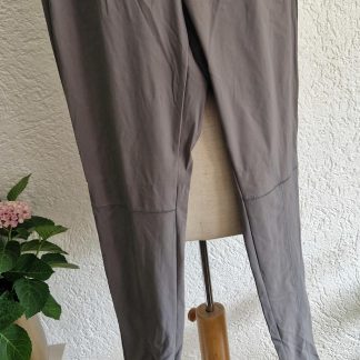 M - Sandwich sportbroek grijs als nieuw (0226re)