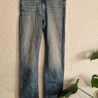 38 - Zara jeans recht model (0226re)