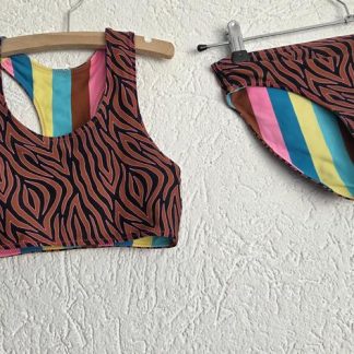 140 146 - Bikini dubbelzijdig draagbaar streep/print (0326am)