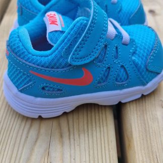 18,5 - Nike sneaker lichtblauw als nieuw