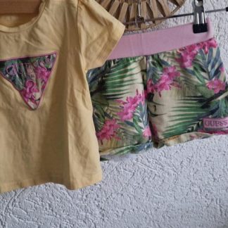 092 - Guess shirt en broekje (0426el)