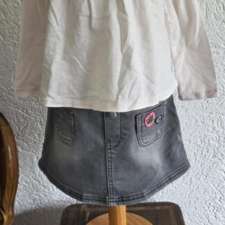 092 - Zara shirtje en Hema jeansrok grijs (0726nic)