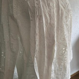 L - Zara blouse broderie wit (0726meg)