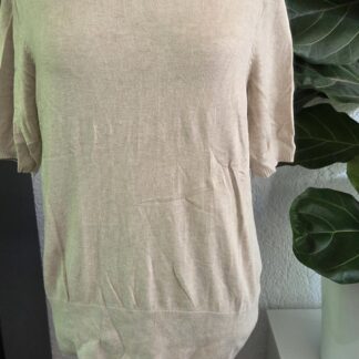 L - Hema coltruitje korte mouw beige (0826prv)