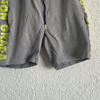 M - Non Grada short grijs lime (0826aj)