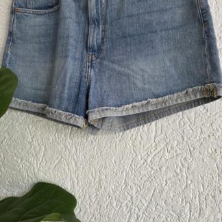 M - Melting Stockholm denim short (0826meg)