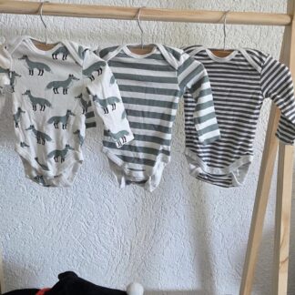 062 - C&A rompers lange mouw 3x (0926od)