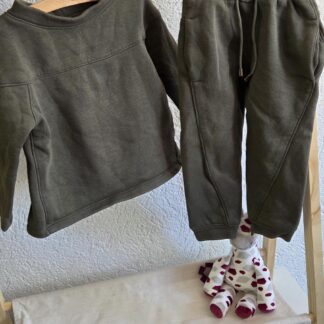 86 92 - Joggingpak groen 2-delig (1026od)