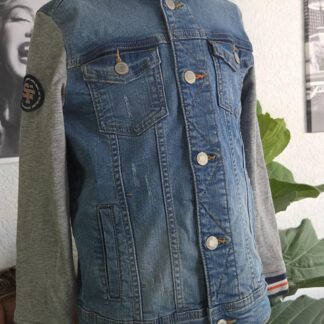 128 - C&A denim jeack sweat mouw (1026jac)